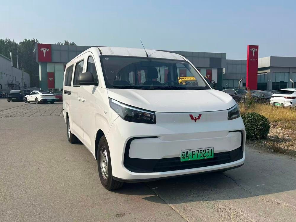 Wuling 五菱扬光Pro 2026 — фото автомобиля