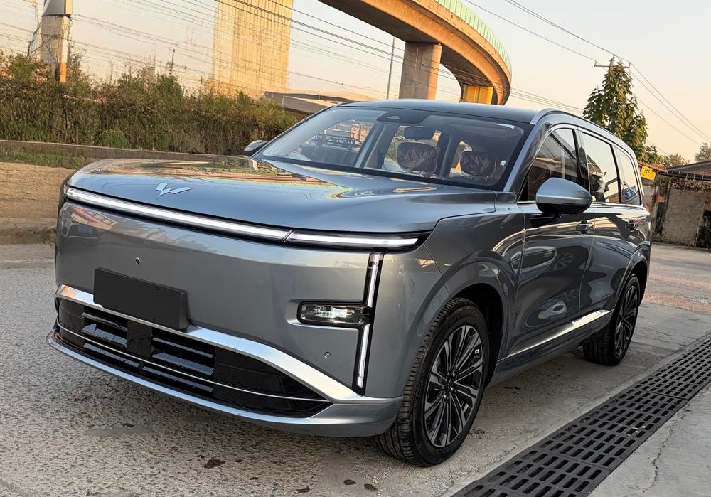 Wuling 星光L 2026 — фото автомобиля