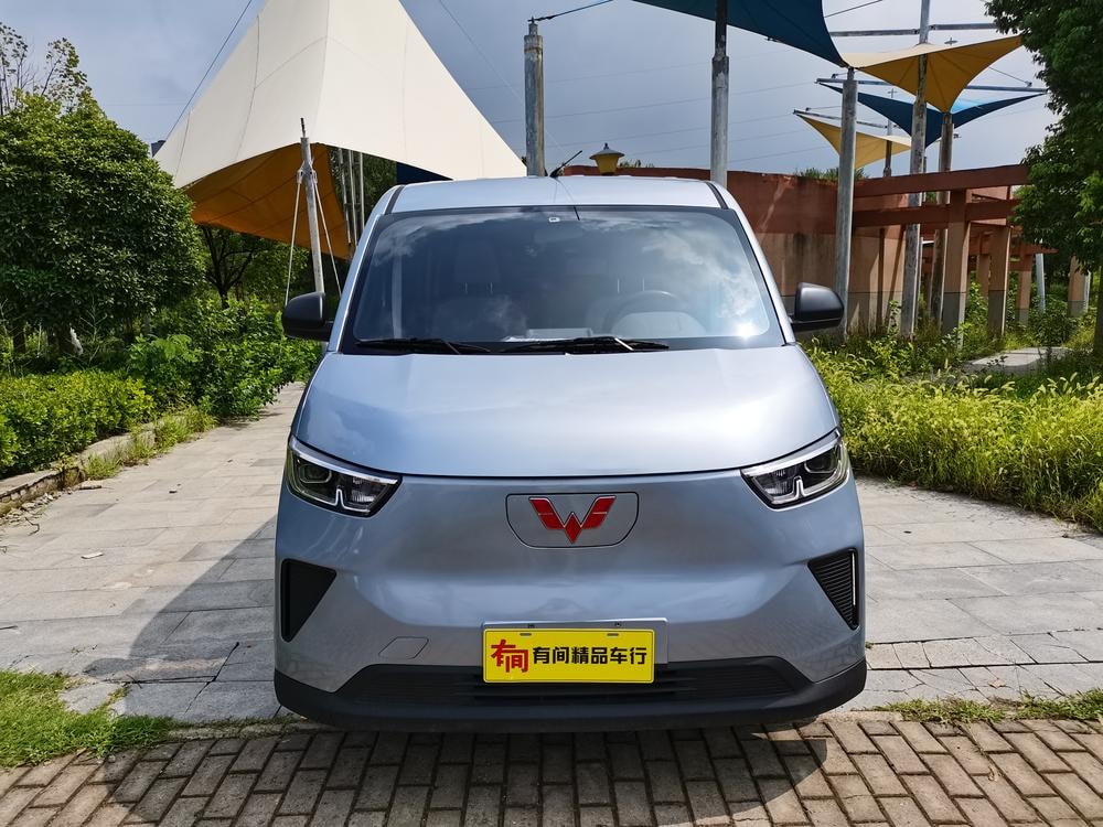 Wuling Yangguang 2024 — фото автомобиля 1