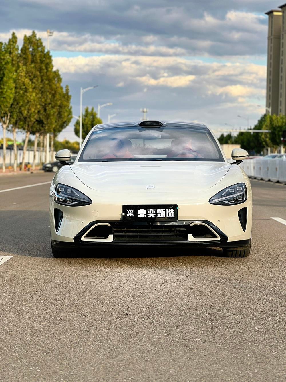 Xiaomi SU7 2024 — фото автомобиля