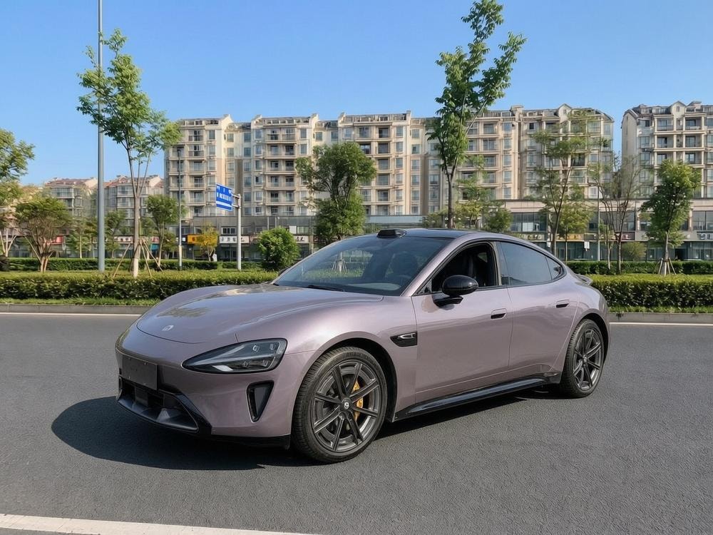 Xiaomi SU7 2026 — фото автомобиля