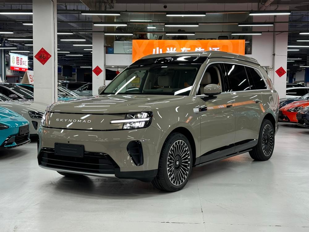 Xiaomi 小米澎程N90 2026 — фото автомобиля 1
