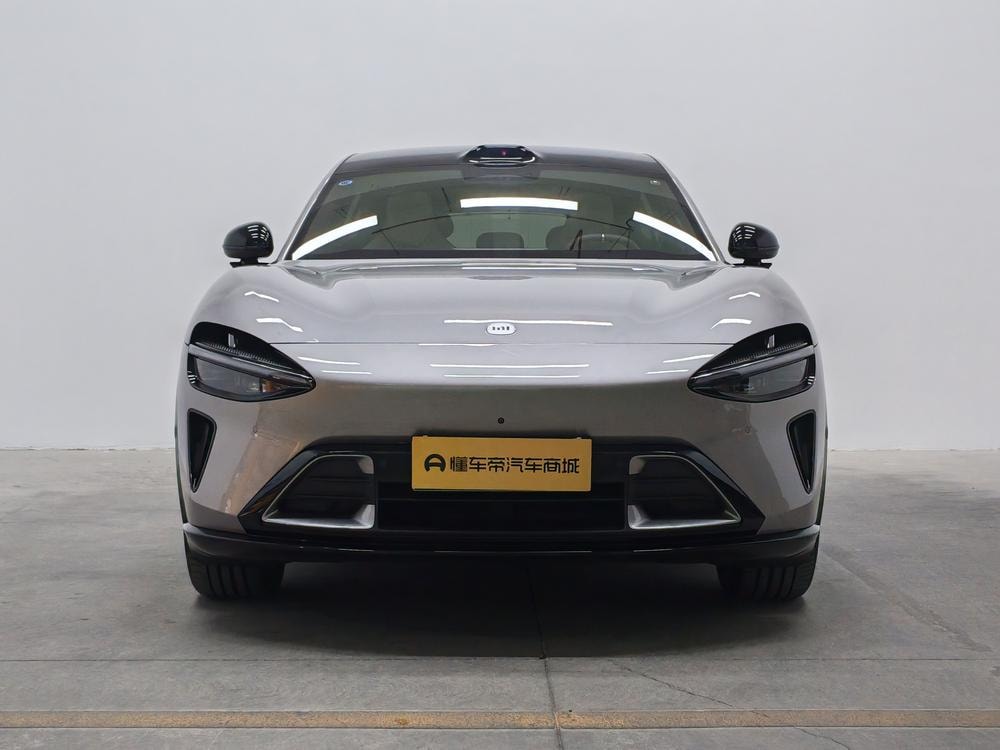 Xiaomi YU7 2025 — фото автомобиля