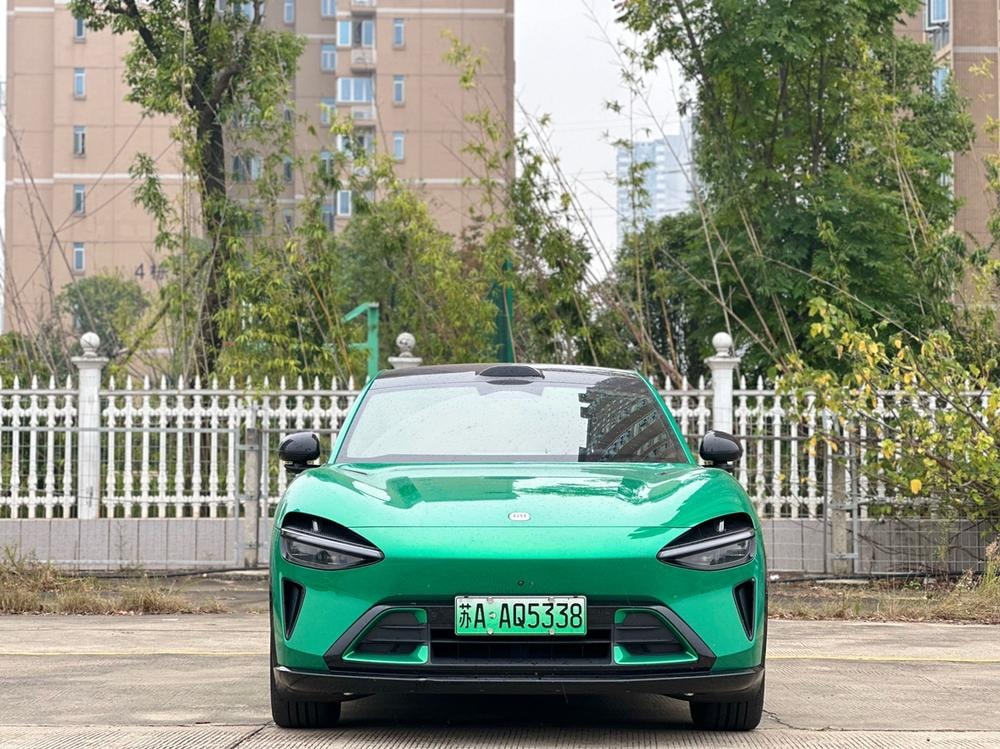 Xiaomi YU7 2025 — фото автомобиля