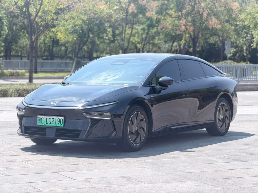 XPeng P7+ 2024 — фото автомобиля 1
