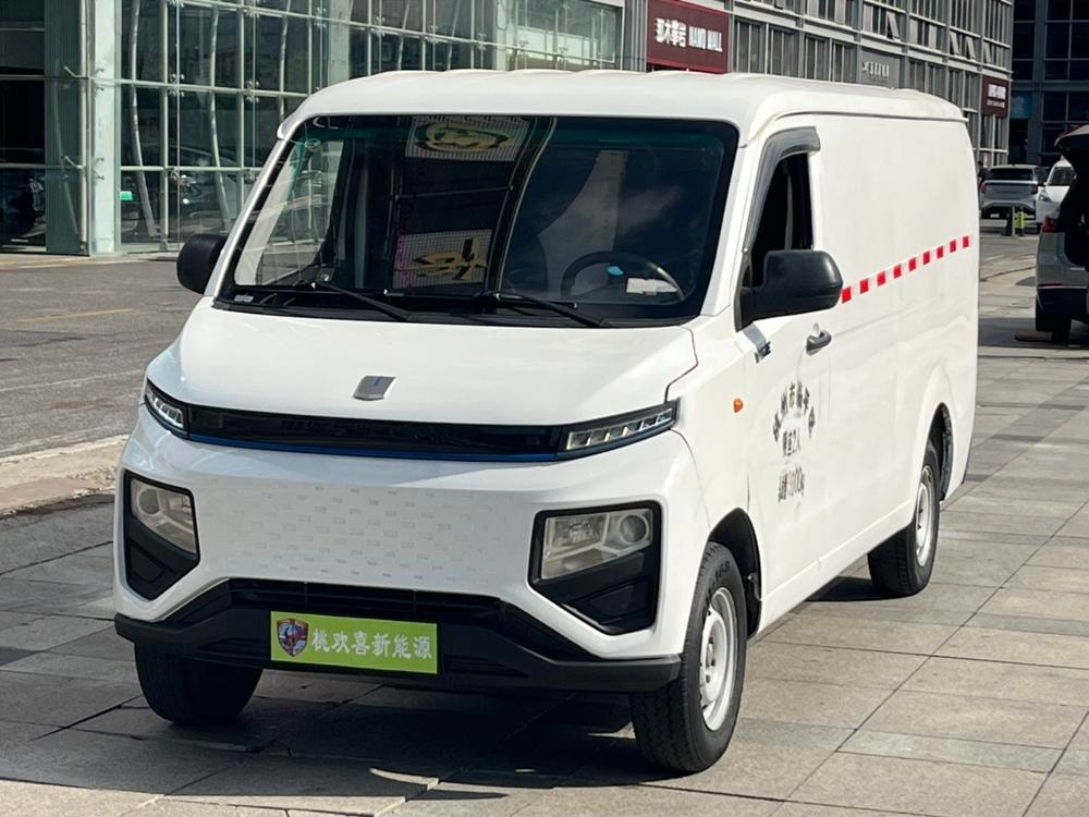 Yuancheng Xingxiang V 2023 — фото автомобиля 1