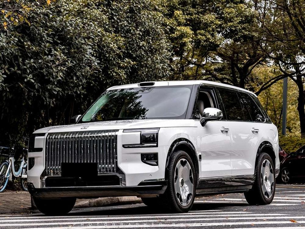 Zeekr 9X 2025 — фото автомобиля