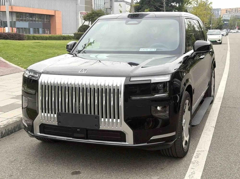 Zeekr 9X 2026 — фото автомобиля 1