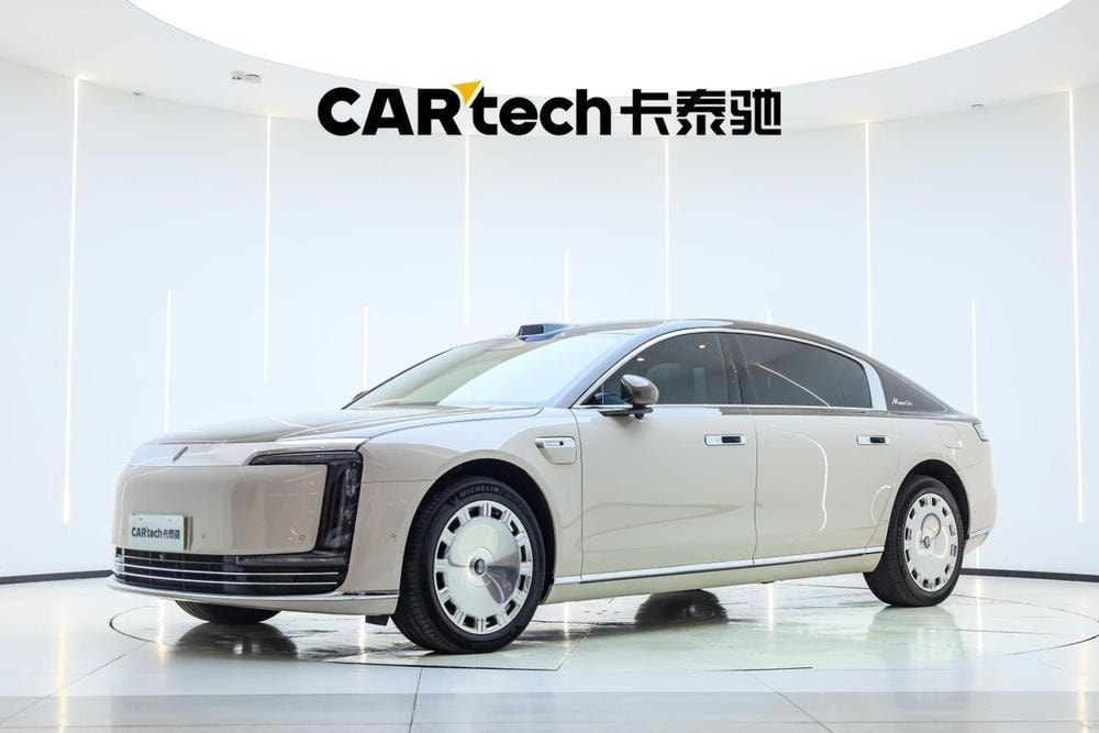 Zunju Zunjie S800 2025 — фото автомобиля