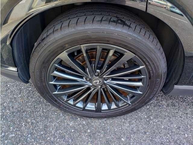 Миниатюра 28