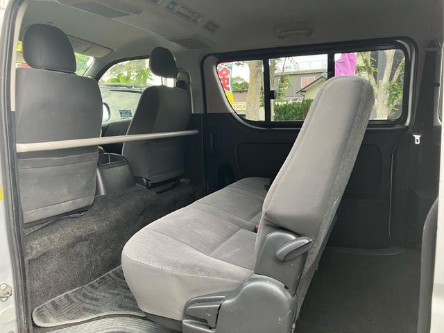 Toyota HIACE VAN 2012 — фото автомобиля 1