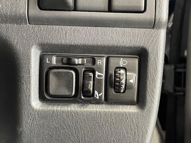Suzuki JIMNY 2015 — фото автомобиля 1