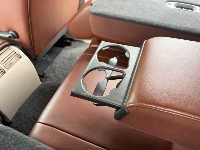 Chrysler Jeep JEEP COMMANDER 2007 — фото автомобиля 1