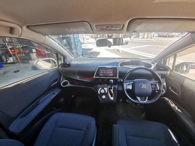 Toyota SIENTA 2015 — фото автомобиля 1