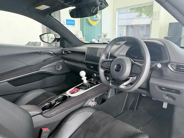Миниатюра 12