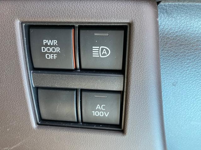 Toyota ALPHARD HYBRID 2023 — фото автомобиля 1