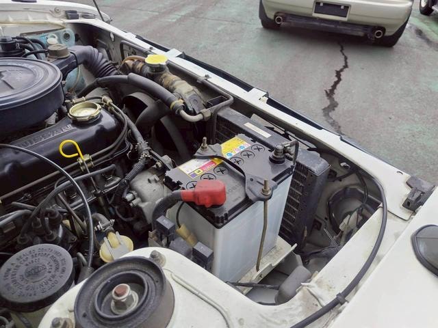 Nissan SUNNY TRUCK 1990 — фото автомобиля 1