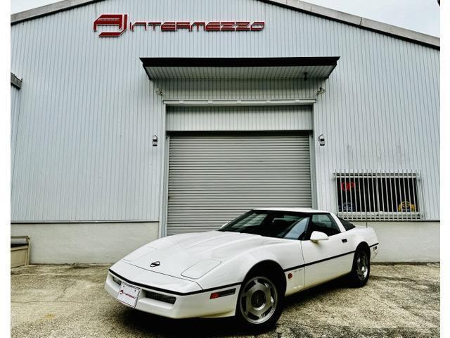 Chevrolet CORVETTE 1988 — фото автомобиля 1
