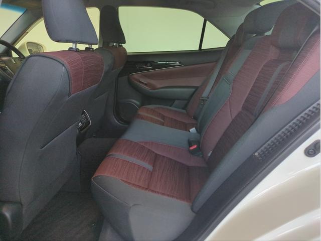 Toyota CROWN HYBRID 2016 — фото автомобиля 1