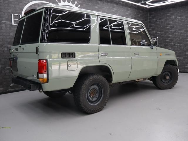 Миниатюра 22
