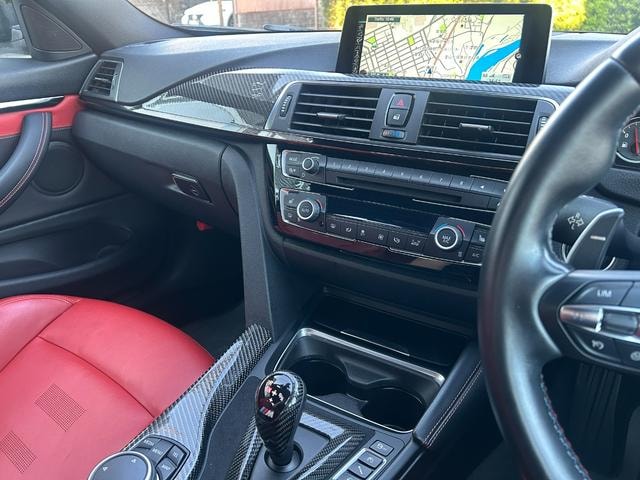 Bmw M4 2016 — фото автомобиля 1