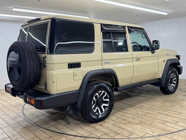 Миниатюра 62