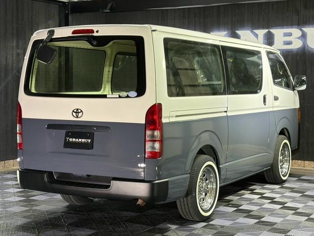 Миниатюра 14