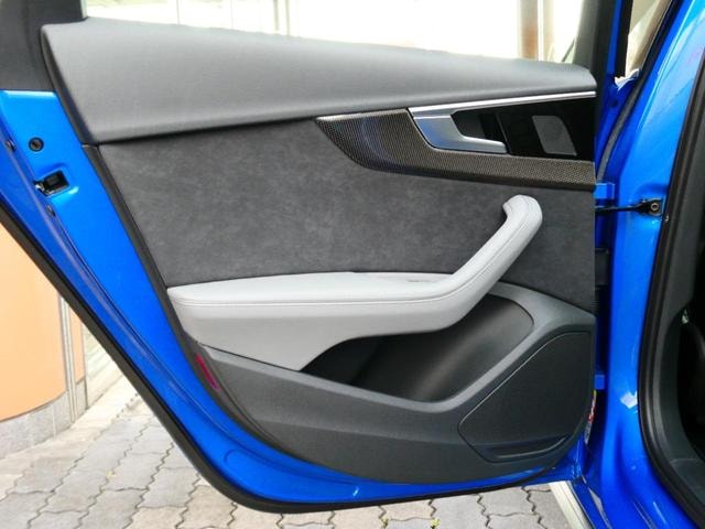 Миниатюра 37