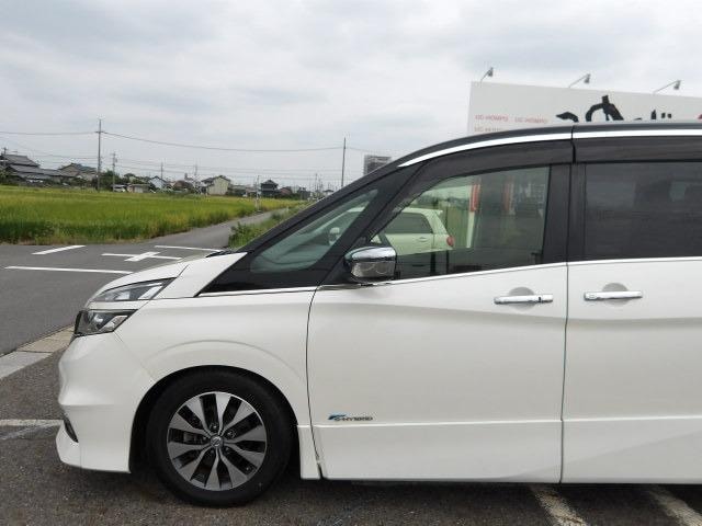 Nissan SERENA 2017 — фото автомобиля 1