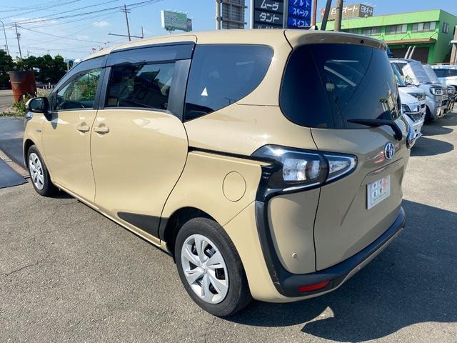 Toyota SIENTA 2019 — фото автомобиля 1