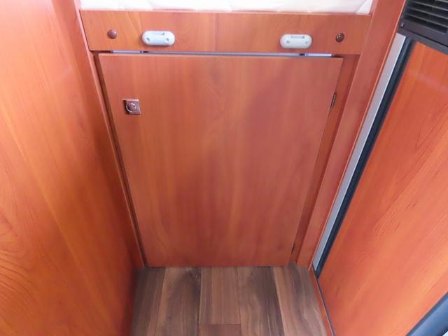 Миниатюра 33