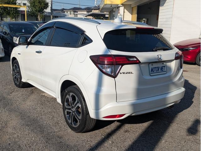 Honda VEZEL 2016 — фото автомобиля 1