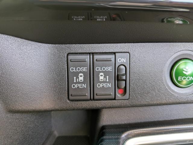 Honda STEPWAGON SPADA 2016 — фото автомобиля 1
