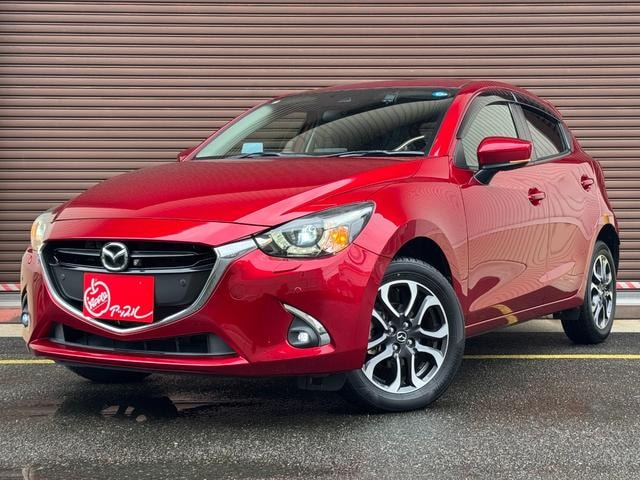 Mazda DEMIO 2018 — фото автомобиля 1