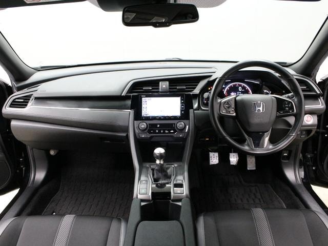 Honda CIVIC 2020 — фото автомобиля 1