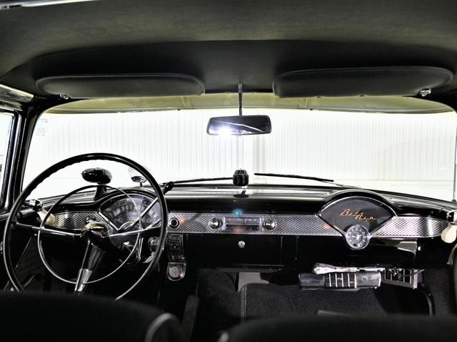 Chevrolet BELAIR  — фото автомобиля 1