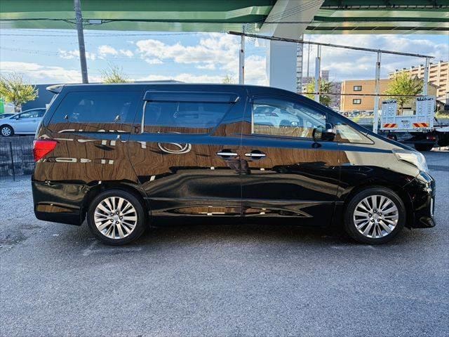 Toyota ALPHARD 2012 — фото автомобиля 1