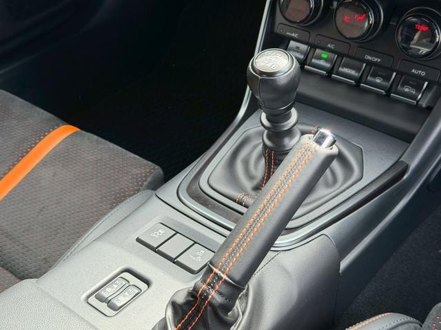 Миниатюра 37