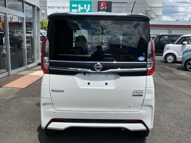 Nissan ROOX 2021 — фото автомобиля 1