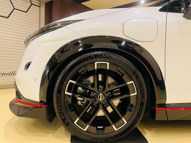 Миниатюра 12