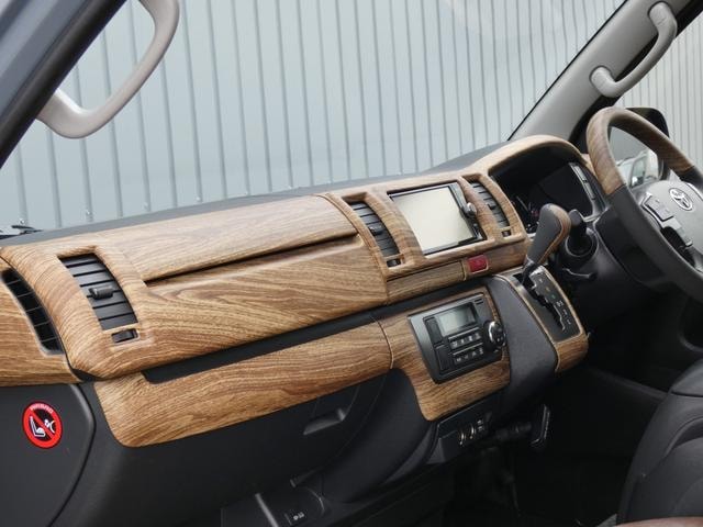 Миниатюра 12