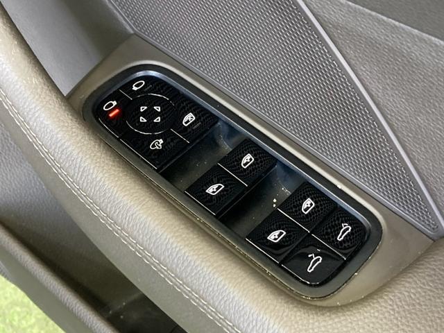 Миниатюра 37