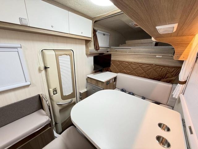 Миниатюра 28