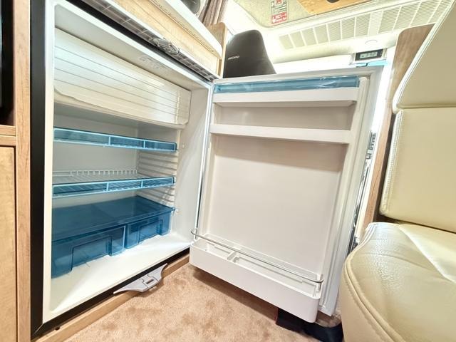Миниатюра 44