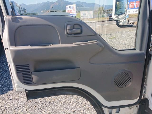 Isuzu ELF TRUCK 2018 — фото автомобиля 1