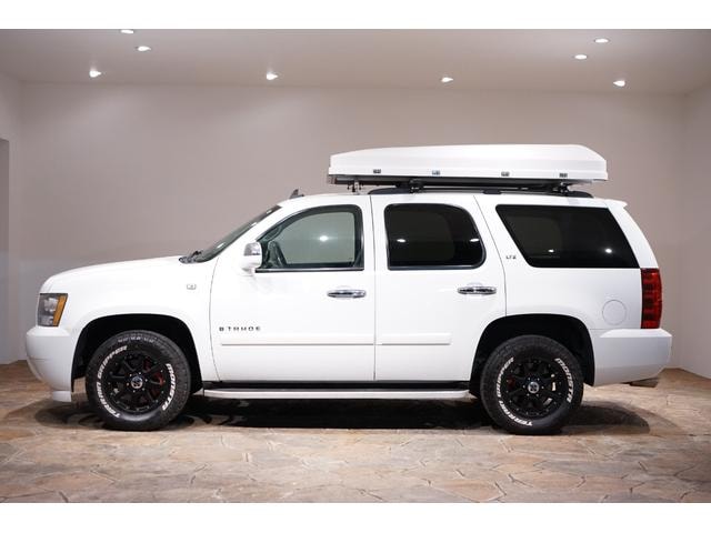 Chevrolet TAHOE 2008 — фото автомобиля 1