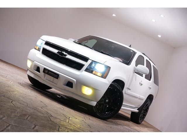 Chevrolet TAHOE 2007 — фото автомобиля 1