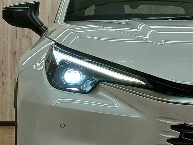 Миниатюра 28