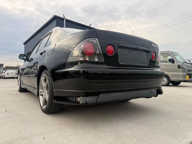 Миниатюра 7