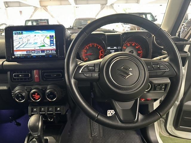Миниатюра 28